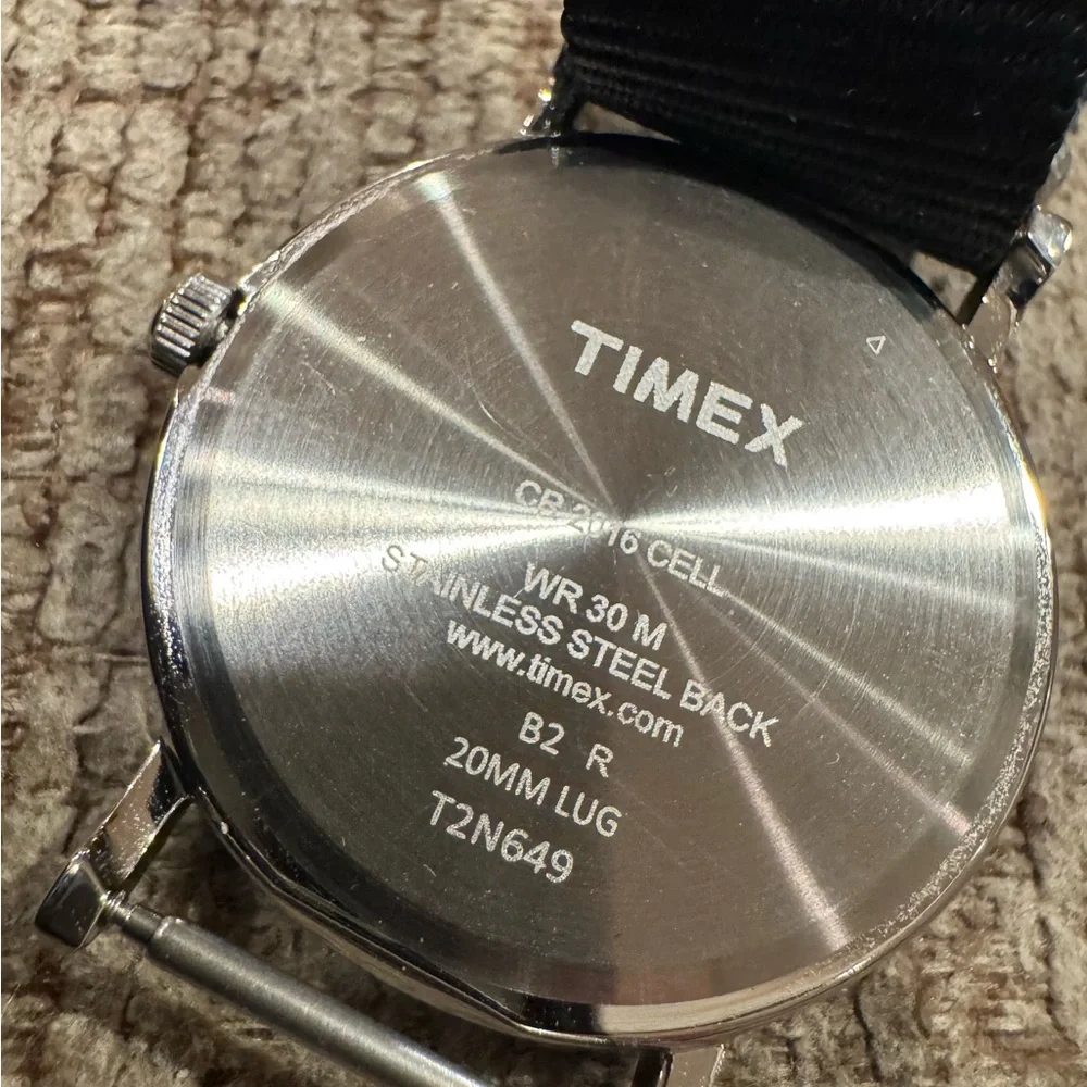 Timex Men's Easy Reader Weekender Indiglo Watch T2N649 - Picture 6 of 6